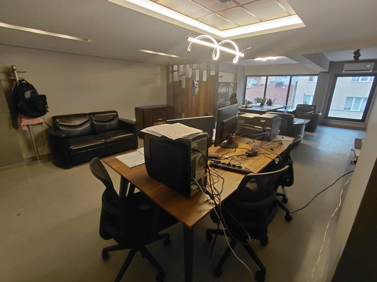 KURUOĞLU NDAN ŞEHİR MERKEZİNDE 250 M² KİRALIK İŞYERİ - 13