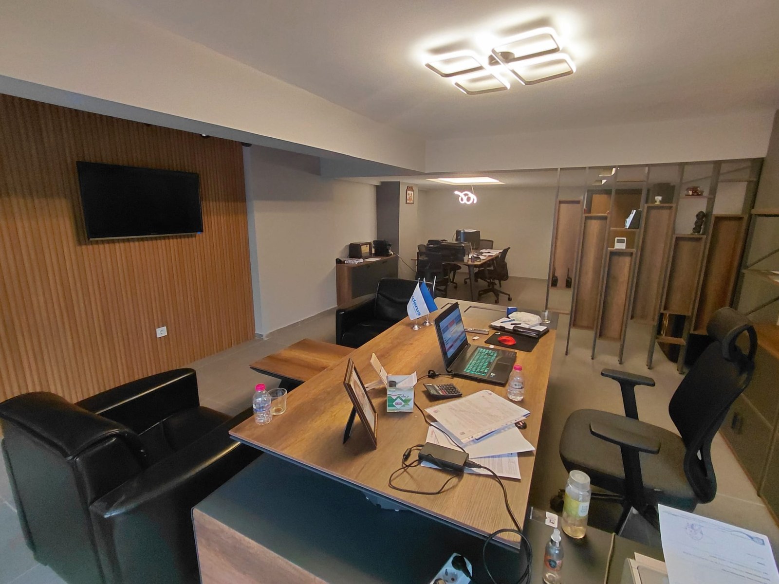 KURUOĞLU NDAN ŞEHİR MERKEZİNDE 250 M² KİRALIK İŞYERİ - 15