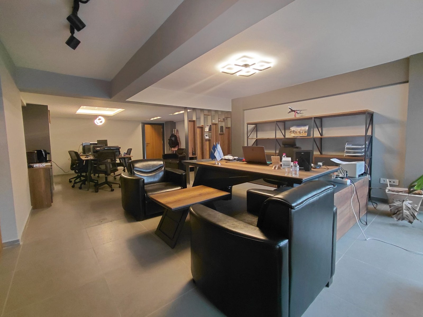 KURUOĞLU NDAN ŞEHİR MERKEZİNDE 250 M² KİRALIK İŞYERİ - 16