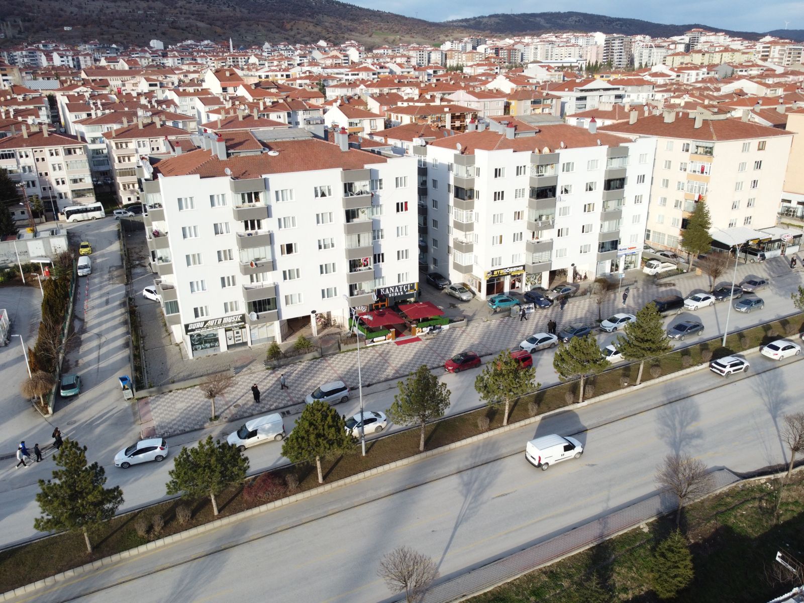 KURUOĞLU 'NDAN PLATİN EVLERİ SİTESİNDE SATILIK 3+1 / 155M² DAİRE - 2