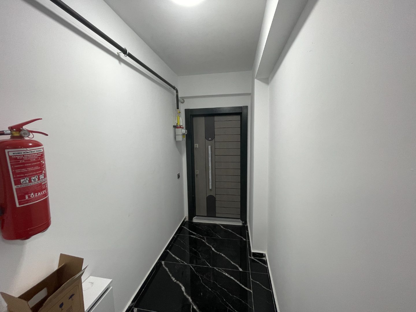 KURUOĞLU' NDAN FEN LİSESİ YANINDA KİRALIK 1+1 DAİRE