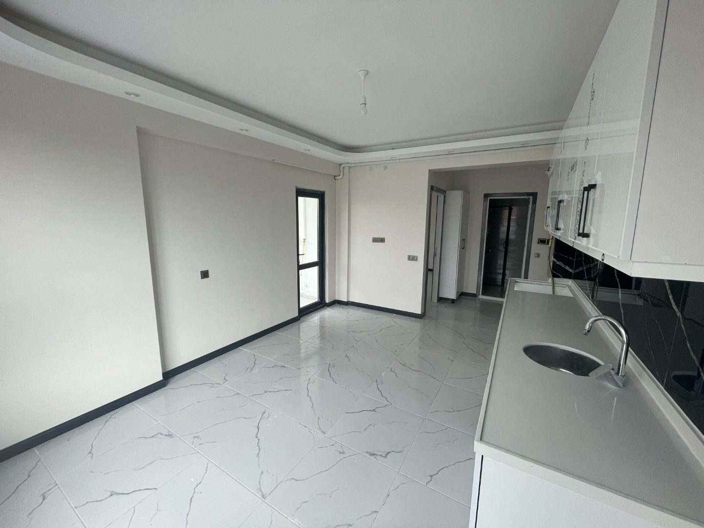 KURUOĞLU' NDAN FEN LİSESİ YANINDA KİRALIK 1+1 DAİRE - 18