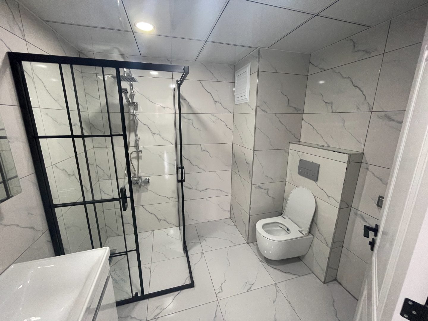 KURUOĞLU' NDAN FEN LİSESİ YANINDA KİRALIK 1+1 DAİRE - 6