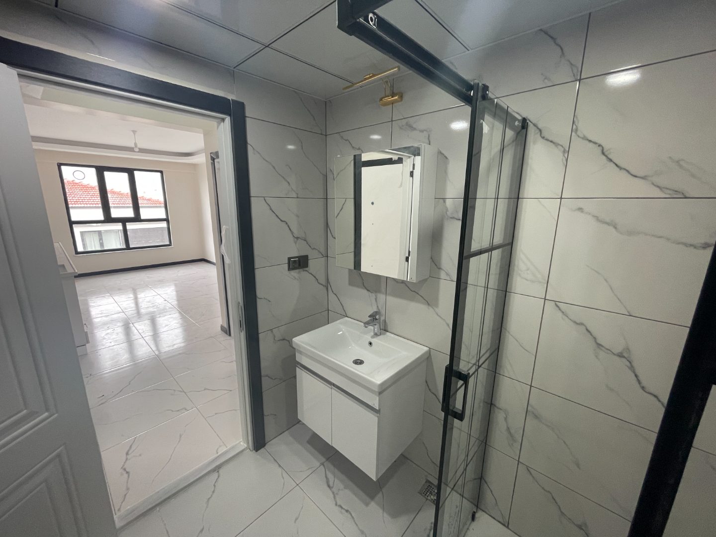 KURUOĞLU' NDAN FEN LİSESİ YANINDA KİRALIK 1+1 DAİRE - 8