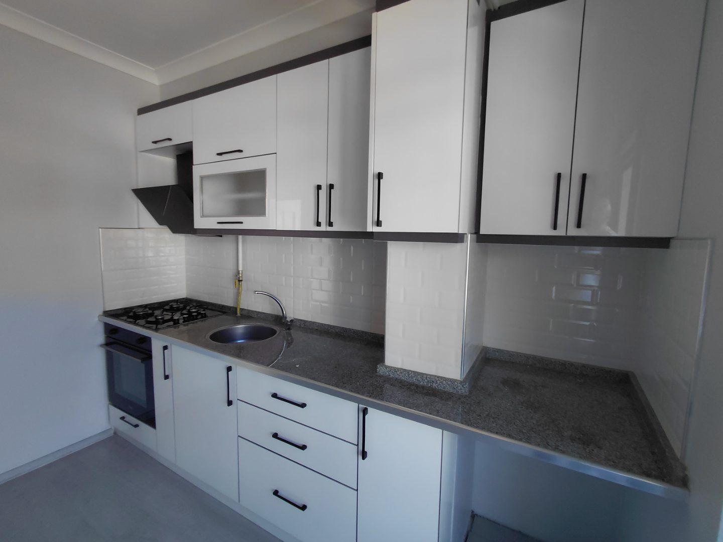 KURUOĞLU UNDAN ŞEHİR MERKEZİNDE 2+1 KİRALIK DAİRE - 3