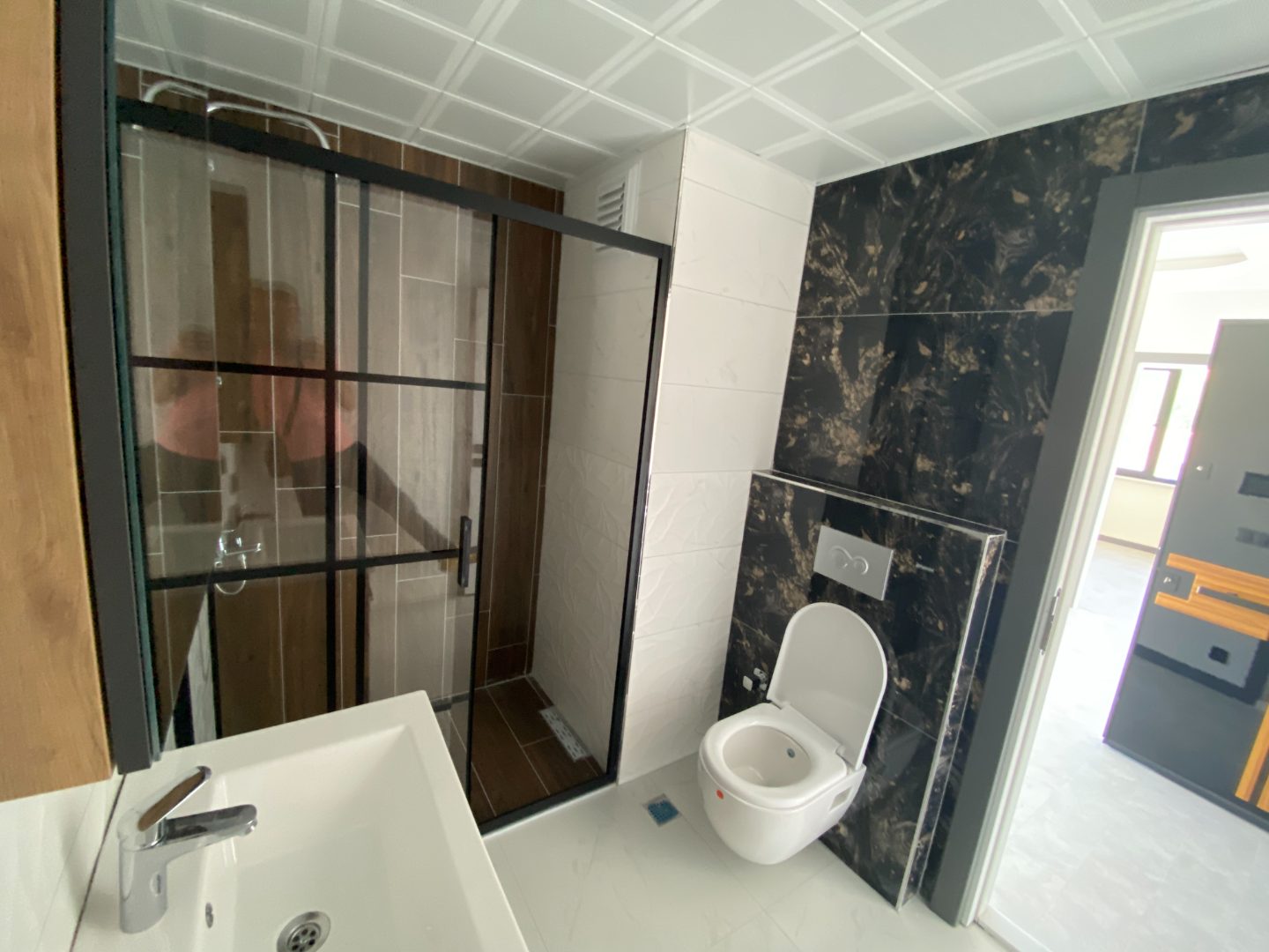 KURUOĞLU 'NDAN KANAL BOYU BÖLGESİNDE 1+1 DAİRE - 6