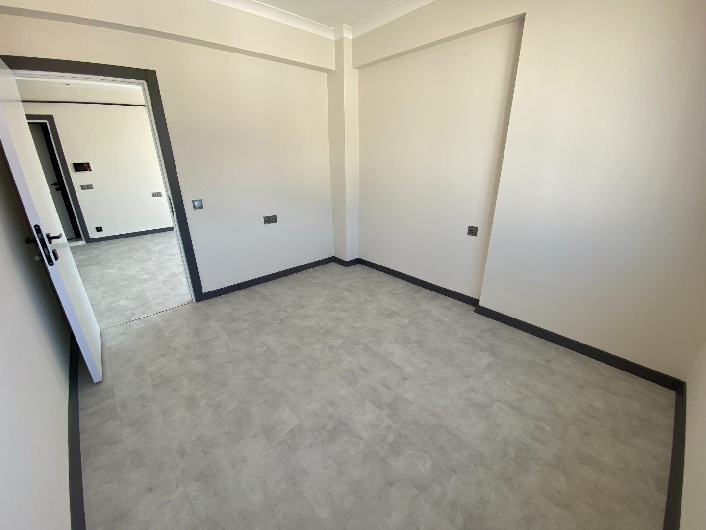 KURUOĞLU 'NDAN KANAL BOYU BÖLGESİNDE 1+1 DAİRE - 10