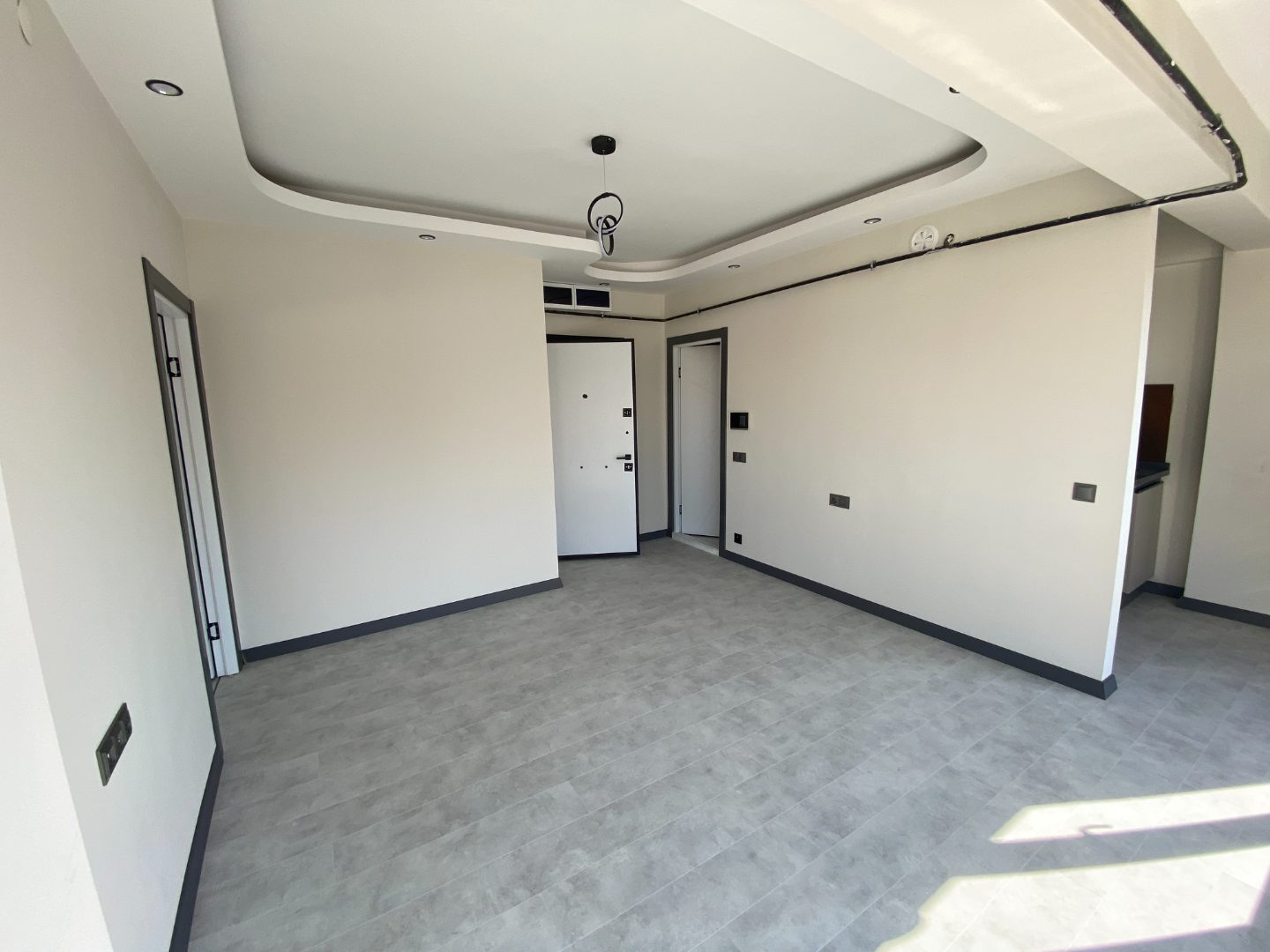 KURUOĞLU 'NDAN KANAL BOYU BÖLGESİNDE 1+1 DAİRE - 14